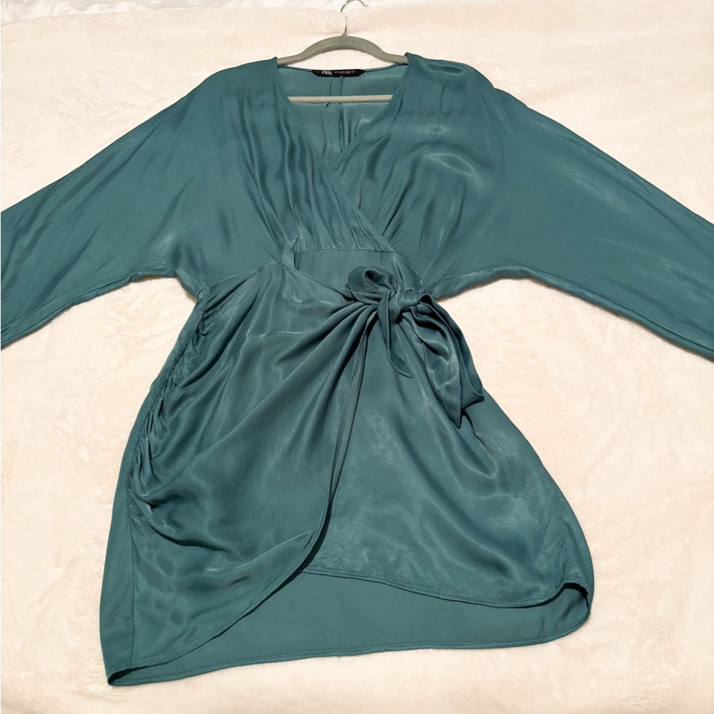 Zara Green Wrap Mini Dress Long Sleeve Tie Waist Size M - Picture 4 of 11